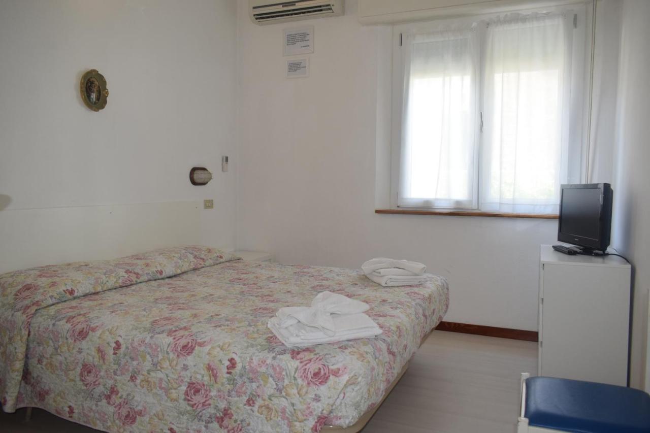 Villa Luana Cervia Extérieur photo